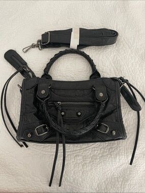 Black and silver city biker bag